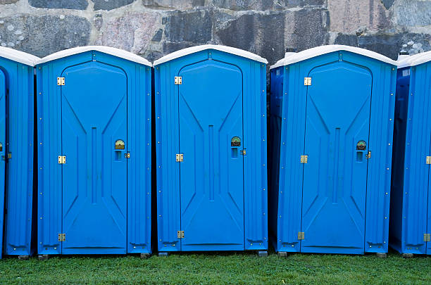 Best Standard Portable Toilet Rental  in Mannford, OK